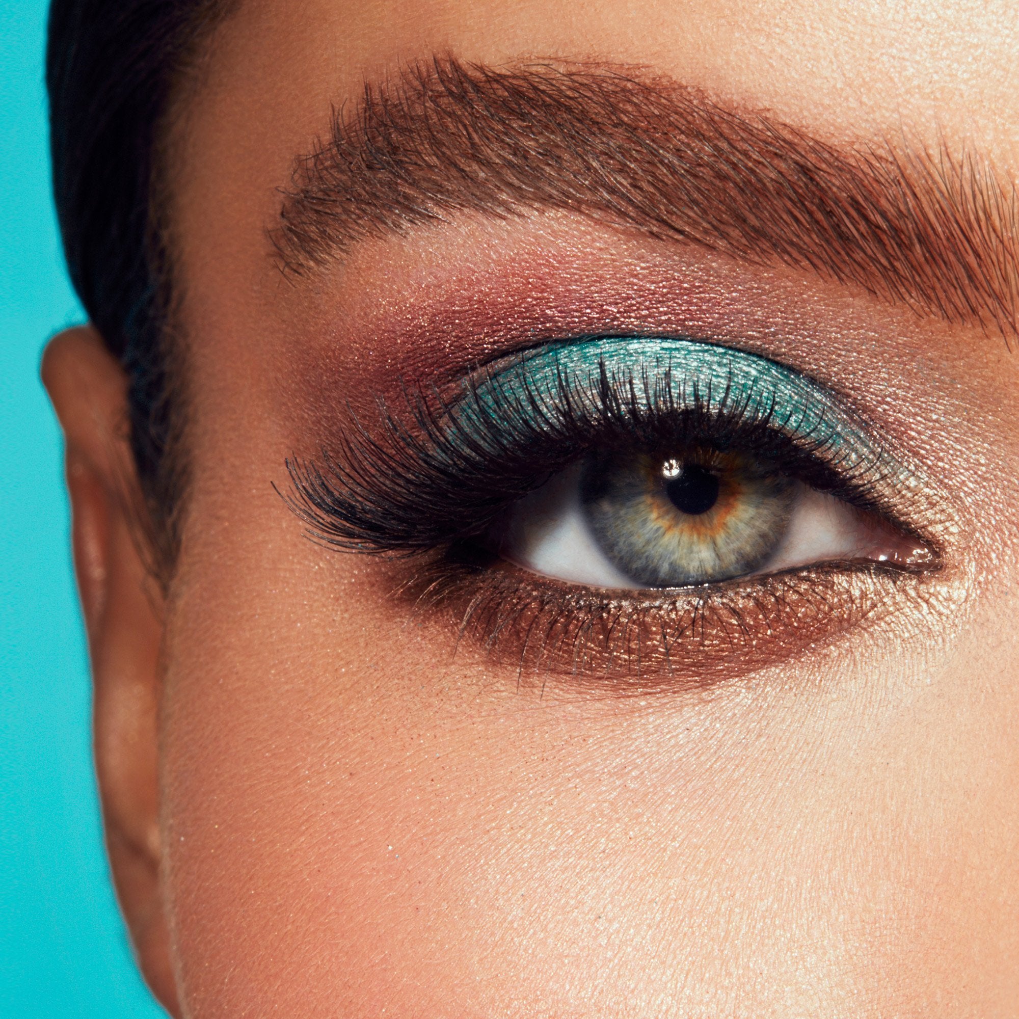 Turquoise eye deals shadow